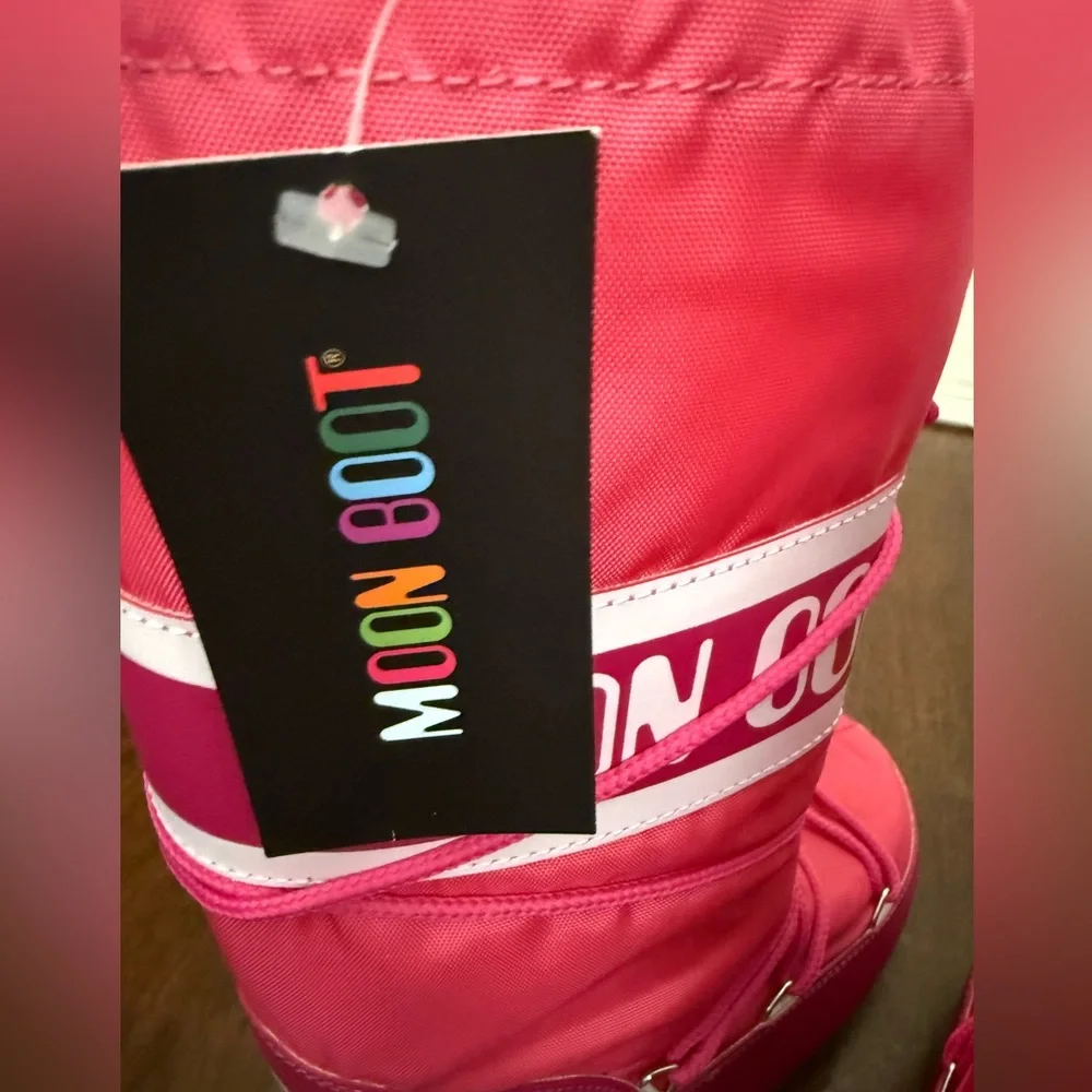 NWT Moon Boot Icon Nylon Boots in Bougainvillea/ Hot Pink Size 7 - Picture 14 of 17